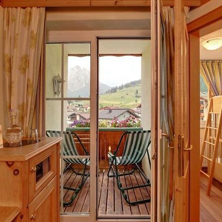 Alpenrose Leading Family Hotel & Resort Lermoos Exterior photo