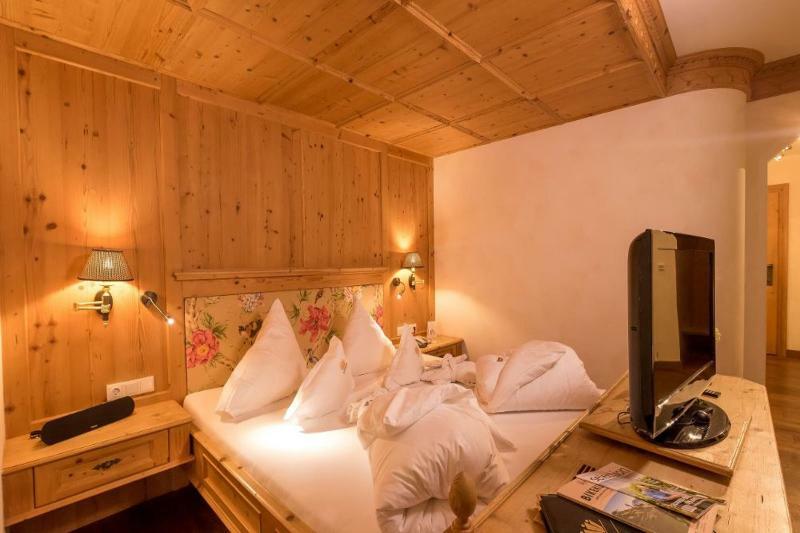 Alpenrose Leading Family Hotel & Resort Lermoos Exterior photo